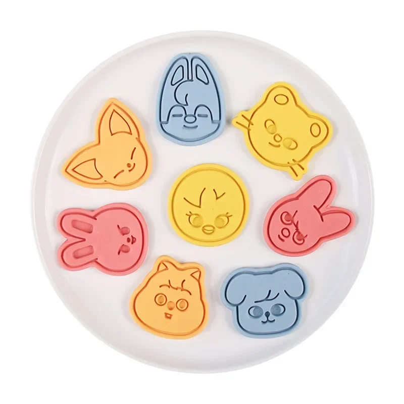 Anime S-Stray K-Kids afbeeldin - Kitchen With Baking Area recensie en prijs